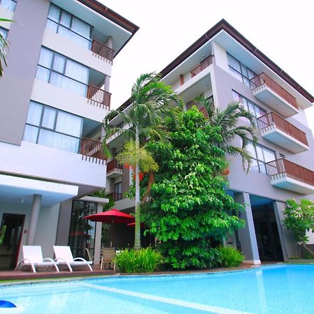 Swiss-Belhotel Sorong Exterior foto